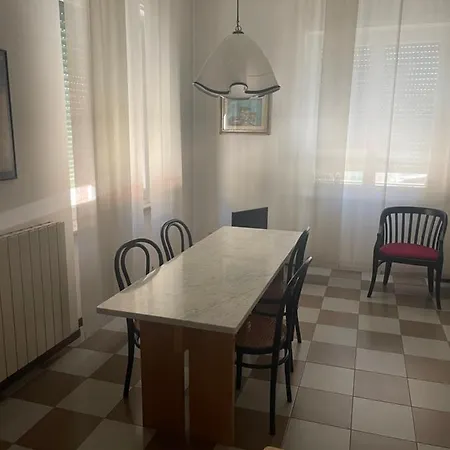 Apartman Central Home *