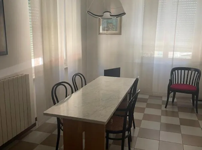 아파트 Central Home *